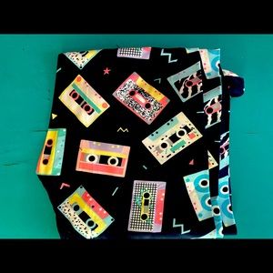 LuLaRoe Cassette Tape vintage print leggings OS 80s